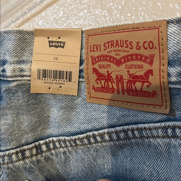 Levi's Vintage Wash Long Denim Skirt Size 28 - Picture 6 of 11